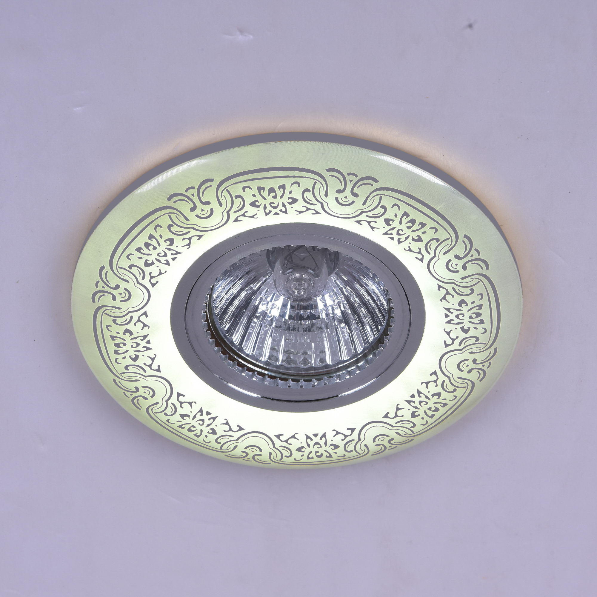 фото встраиваемый светильник reluce 1409894 | 220svet.ru